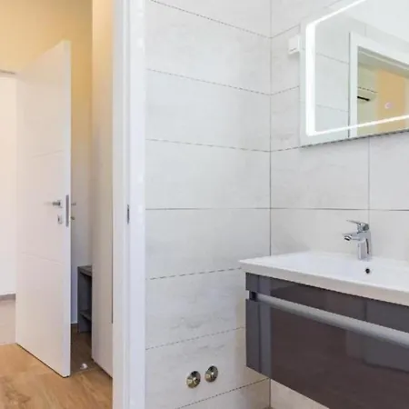 Tolles In Mit Privatem Pool